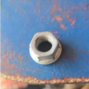 Dado di fissaggio ruota posteriore Z20 PLUS (Set di quattro)